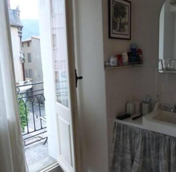 Апартаменты 2 Спальни, Chateau View Chambres D Hôtes