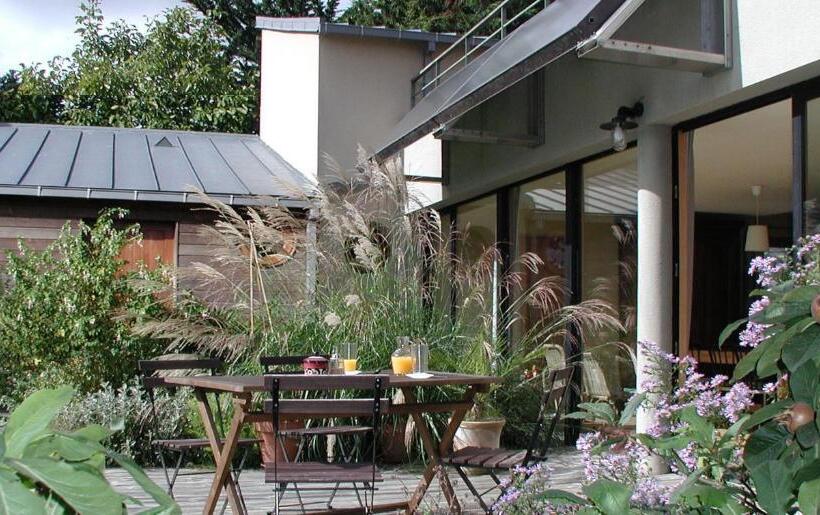 スタンダードルーム, Invitation Au Rivage