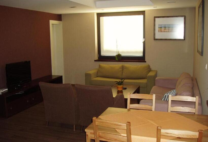 Апартаменты 2 Спальни, Predium