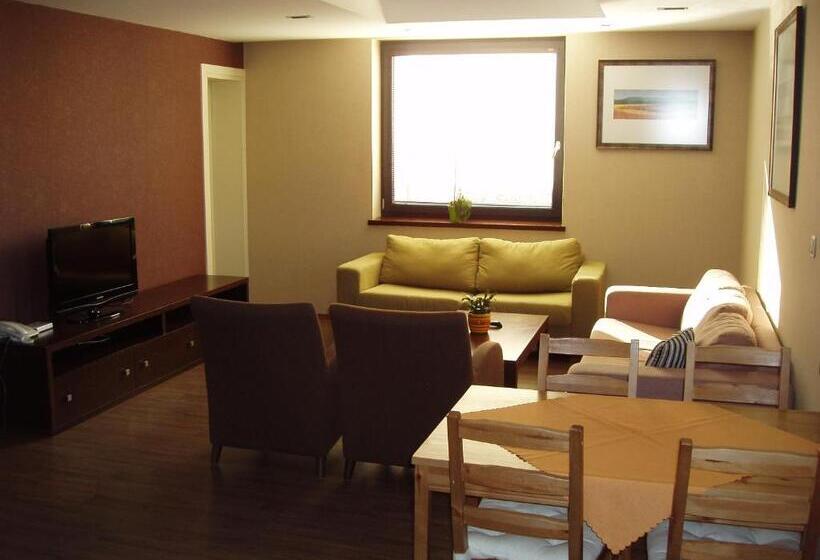 Апартаменты 2 Спальни, Predium