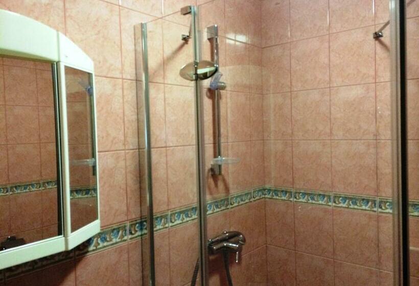 اتاق استاندارد, Tourist Farm šalamun