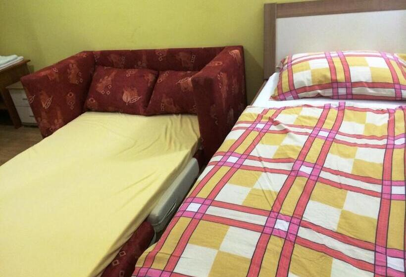 اتاق استاندارد, Tourist Farm šalamun