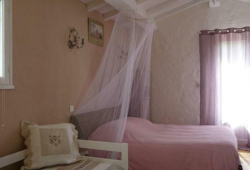 家庭间, Bastide Du Levant