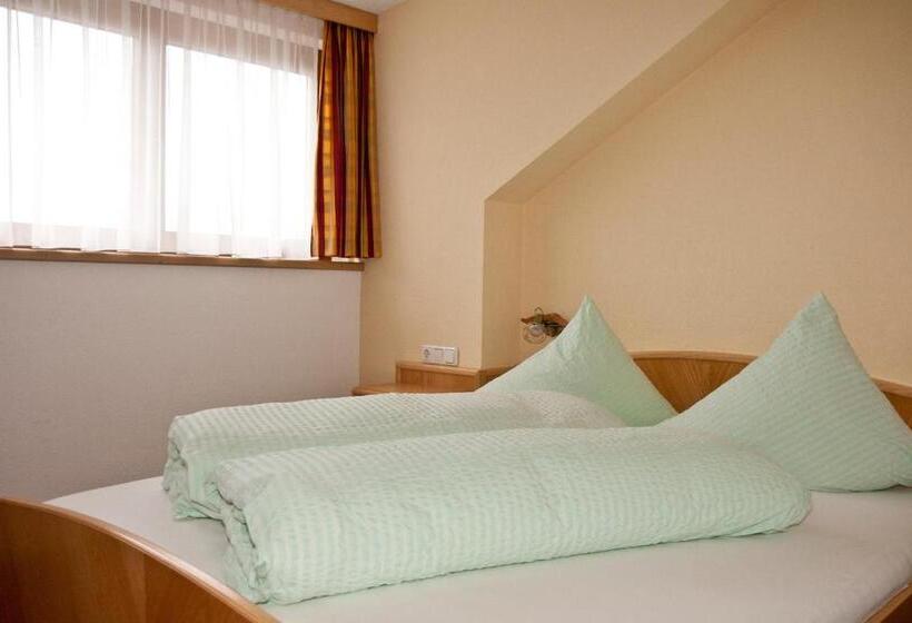 ４ベッドルームアパートメント, Ehstandhof