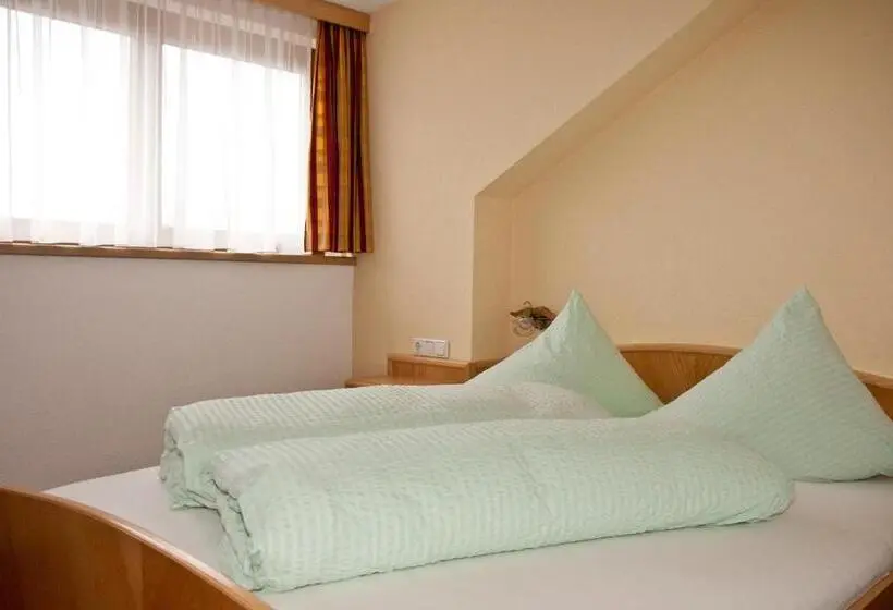 Apartament 4 Dormitoare, Ehstandhof