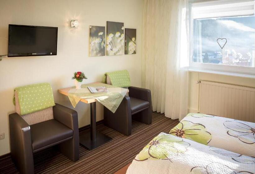 Standard room with outdoor bath, Haus Quentin