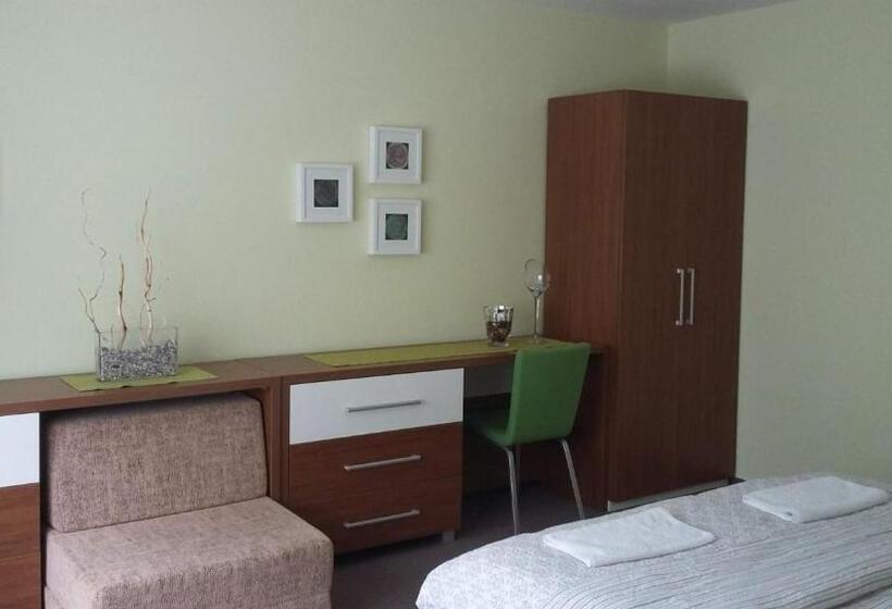 Люкс, Penzion Hastrman