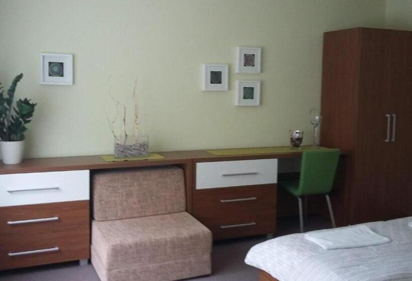 Люкс, Penzion Hastrman