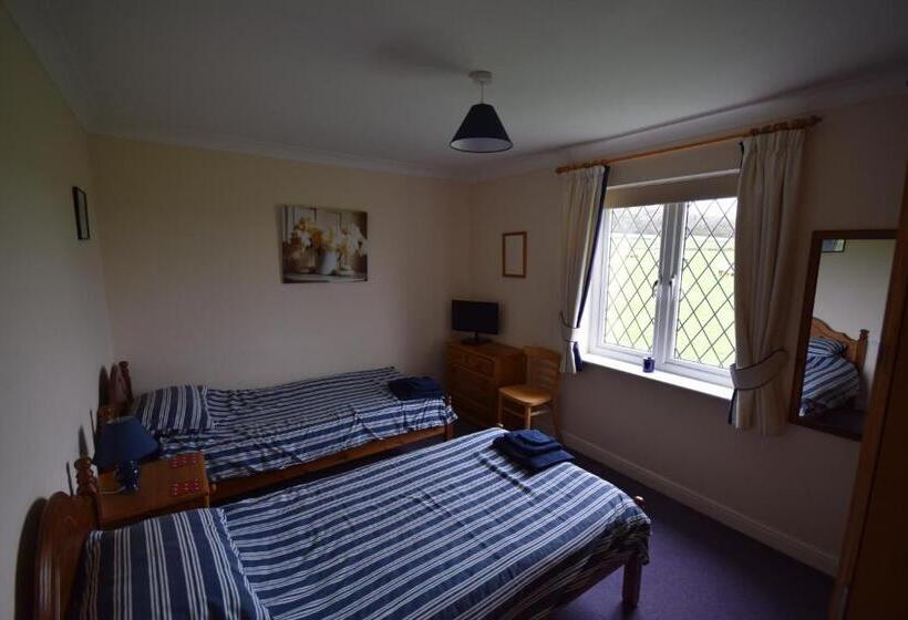 בונגלו סטנדרט עם נוף לגינה, Bournestream