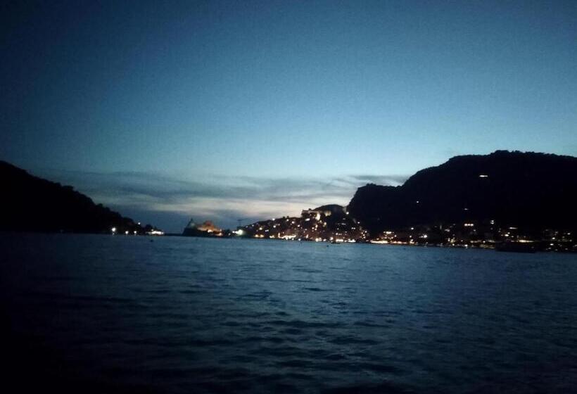 اتاق استاندارد با تراس, Country House La Scortica