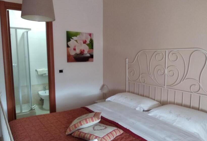 اتاق استاندارد با تراس, Country House La Scortica