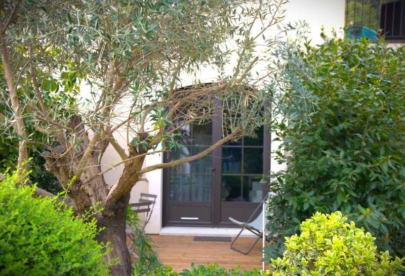 Апартаменты 1 Спальня с Террасой, La Villa Dupont D Avignon