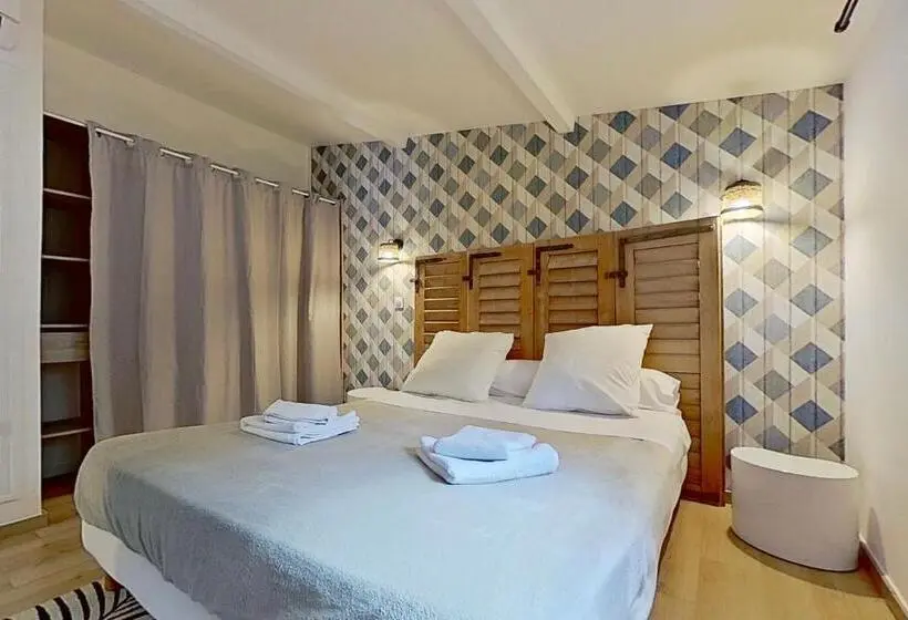 ドゥプレックスルーム, La Villa Dupont D Avignon