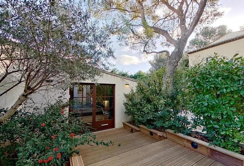 اتاق دوبلکس, La Villa Dupont D Avignon