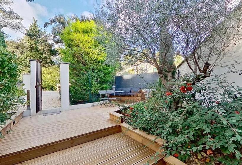 Номер Дюплекс, La Villa Dupont D Avignon
