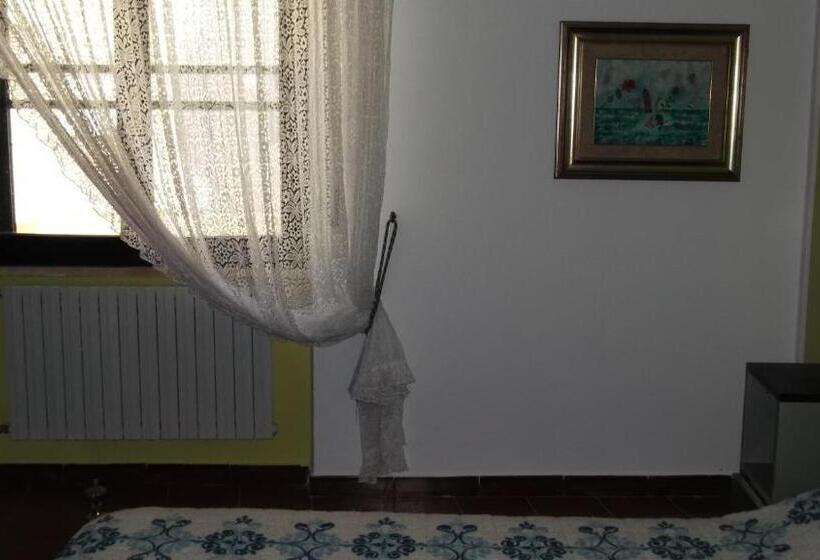 חדר סטנדרט, Solimarina