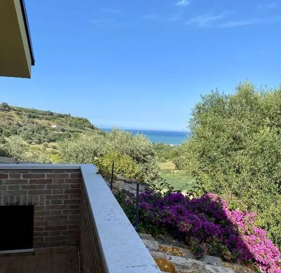 オーシャンビューの２ベッドルームデラックスアパート, Cumana Blu Apartments