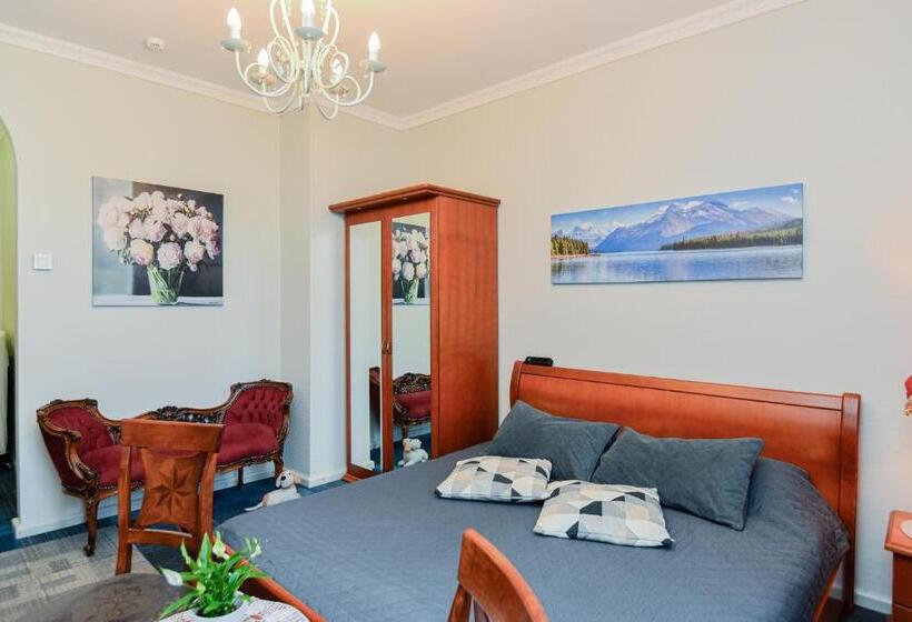 اتاق استاندارد, Jugend With Self Check In