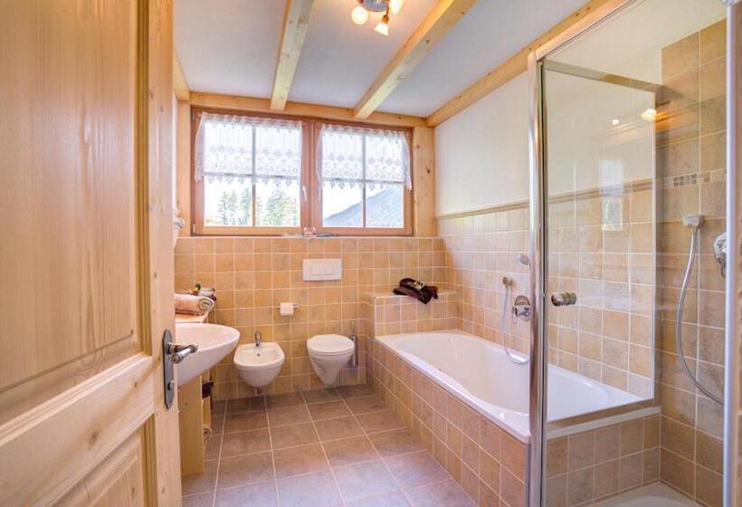 דירת חדר עם טרסה, Parggenhof