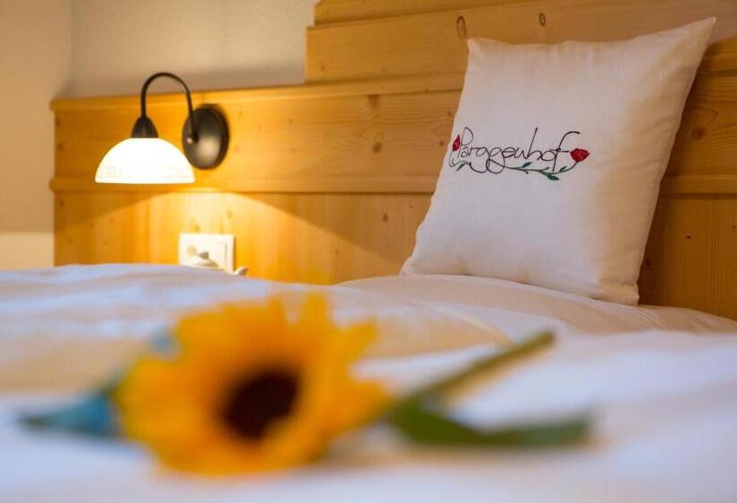 דירת חדר עם טרסה, Parggenhof