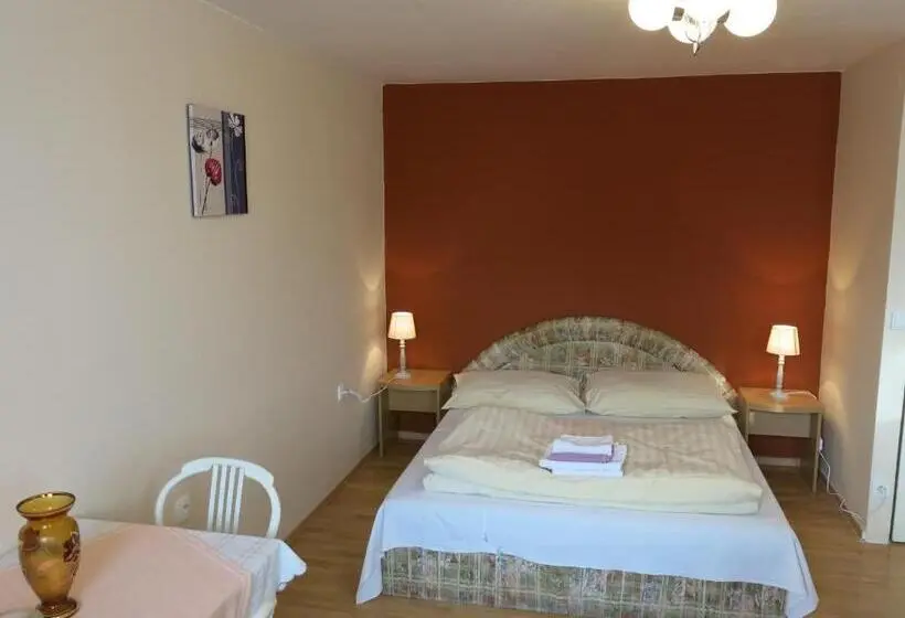 スイート, Apartmány Sedmikráska