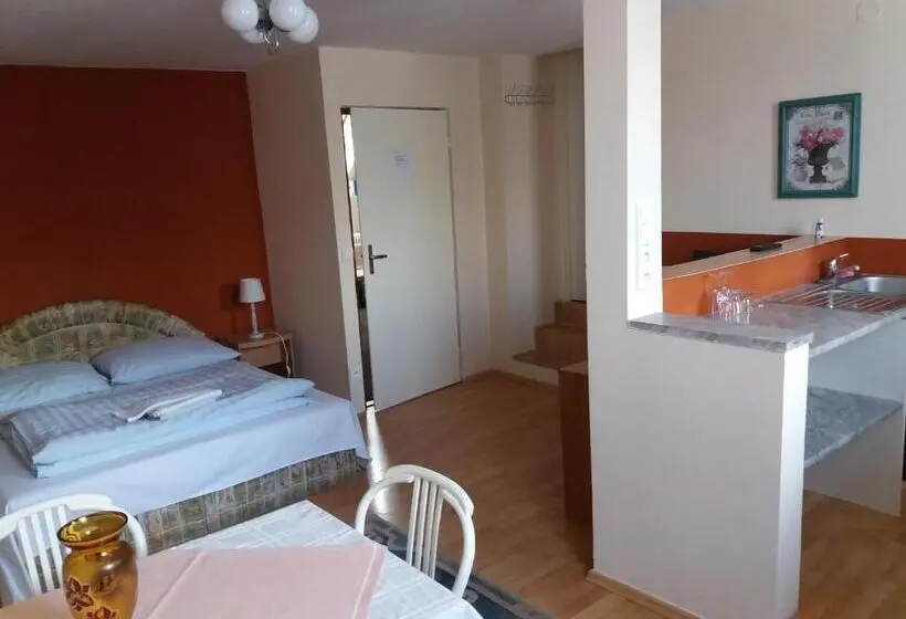 スイート, Apartmány Sedmikráska