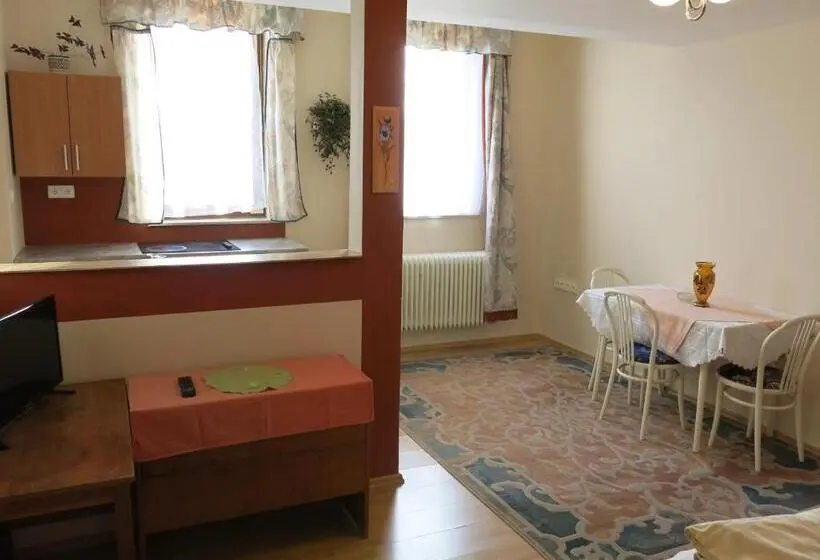スイート, Apartmány Sedmikráska