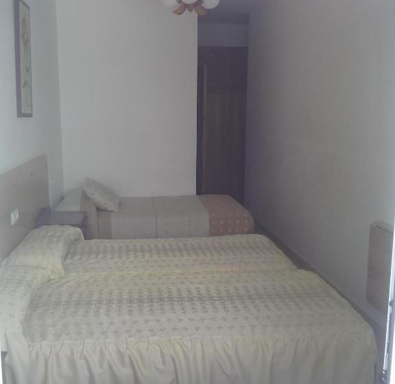 اتاق استاندارد سه نفره, Gran Vía