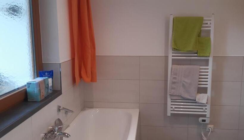 דירת חדר בקומת קרקע, Gästehaus Steinerhof