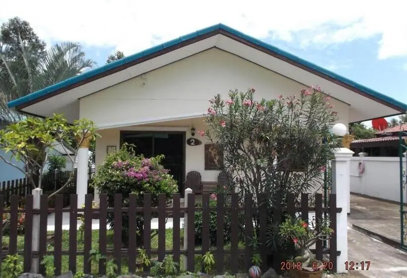 家族用バンガロー, Ryans Resort