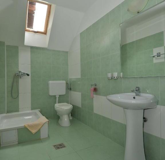 Номер Стандарт с Балконом, Pensiunea Marina