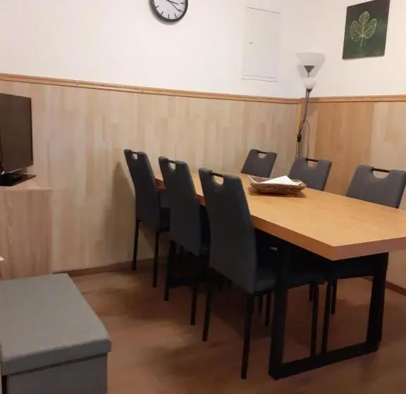 ２ベッドルームアパートメント, Zirnberg Appartements