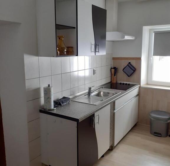 침실 2개 아파트, Zirnberg Appartements