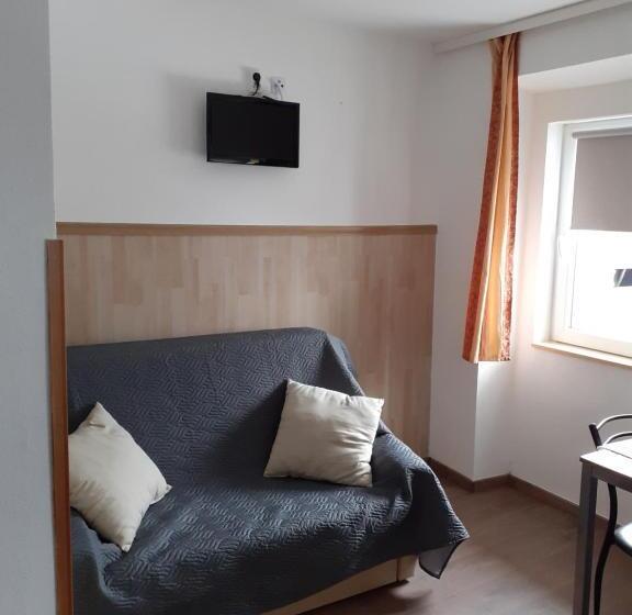 Апартаменты 2 Спальни, Zirnberg Appartements