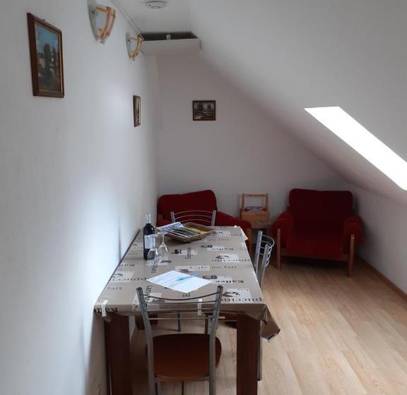 דירת חדר, Zirnberg Appartements