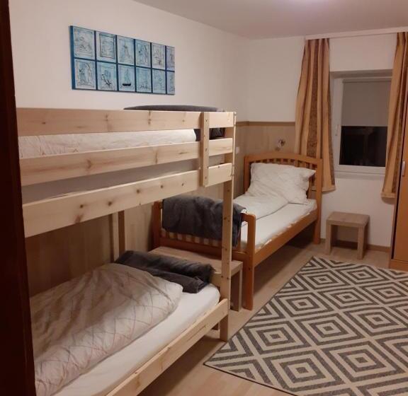 شقة غرفة واحدة, Zirnberg Appartements