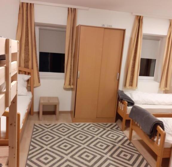Апартаменты 1 Спальня, Zirnberg Appartements