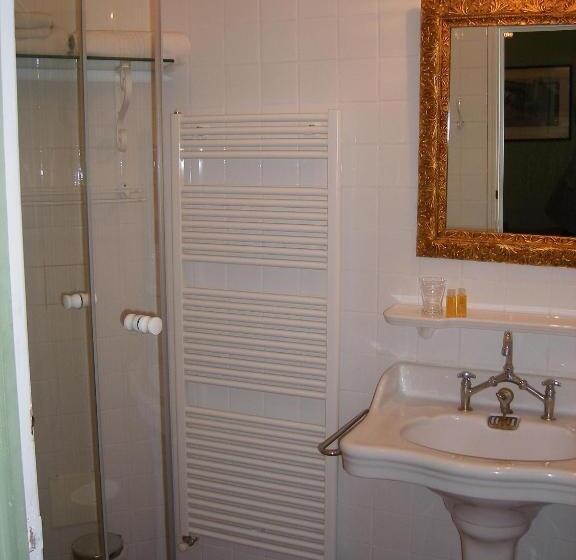 스위트, Château Du Grand Jardin