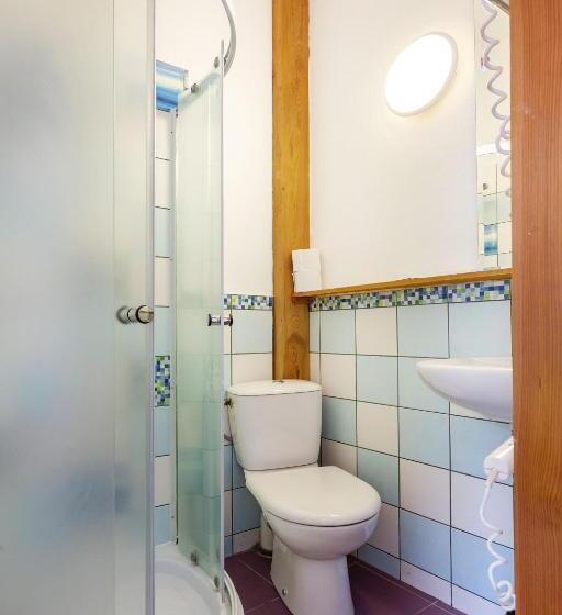 اتاق استاندارد, House Of Sun