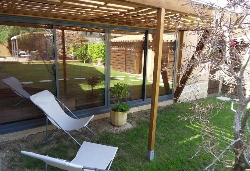 バスタブ付きスーペリアールーム, Le Jardin D Ivana B&b Avec Piscine Chauffée