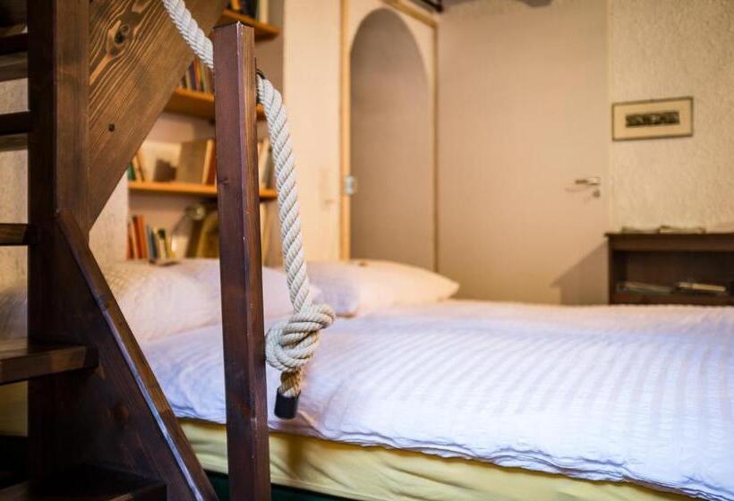 Номер Стандарт Совместная Ванная, Charming B&b And Osteria La Crisalide