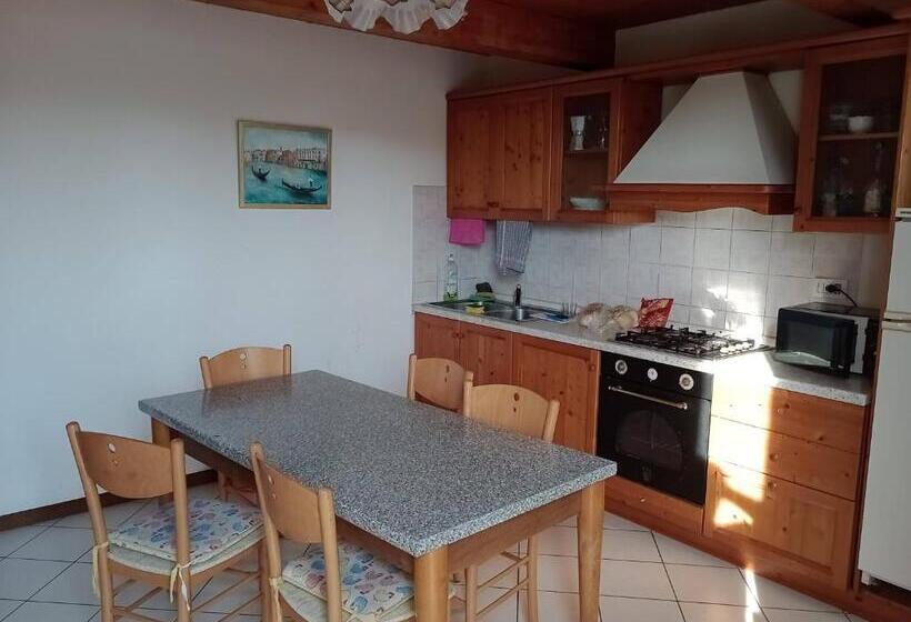 1 Bedroom Penthouse Apartment, Biogarden