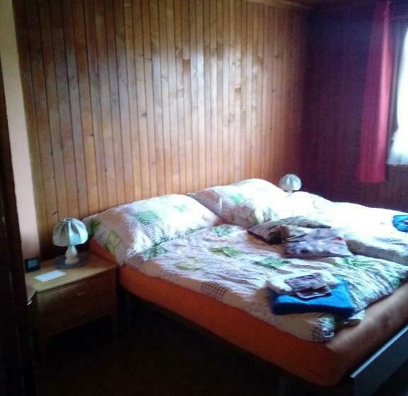 חדר סטנדרט חדר אמבטיה משותף, Chambre D Hôtes Petit Martel