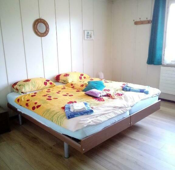 חדר סטנדרט חדר אמבטיה משותף, Chambre D Hôtes Petit Martel