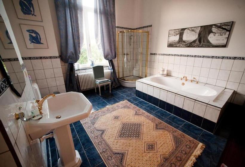 ２ベッドスイートルーム, Chateau Neufays