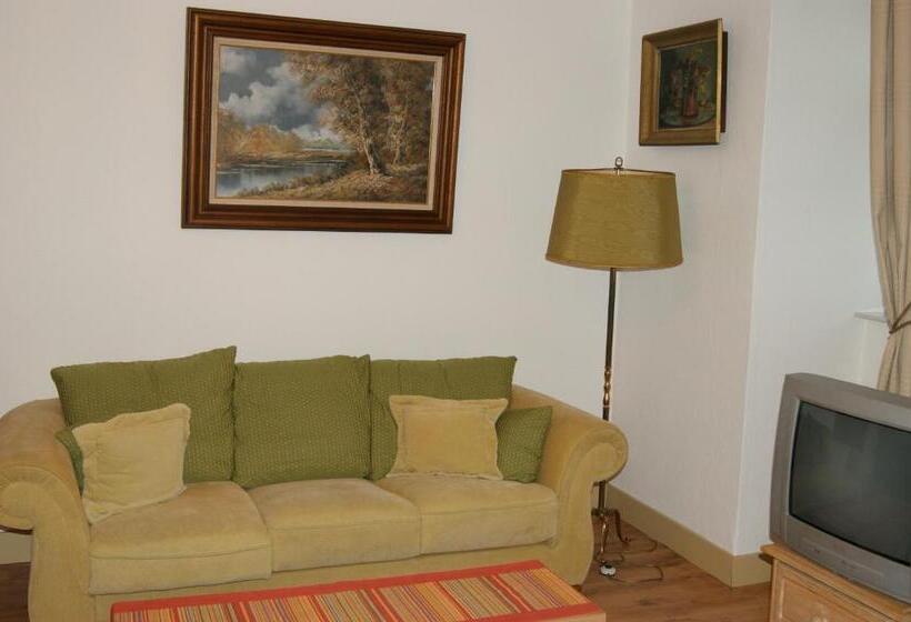 סוויטה, Chateau Neufays