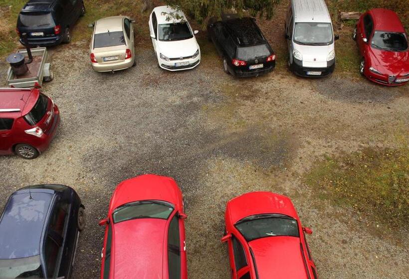 标准间, Chaty Tatra