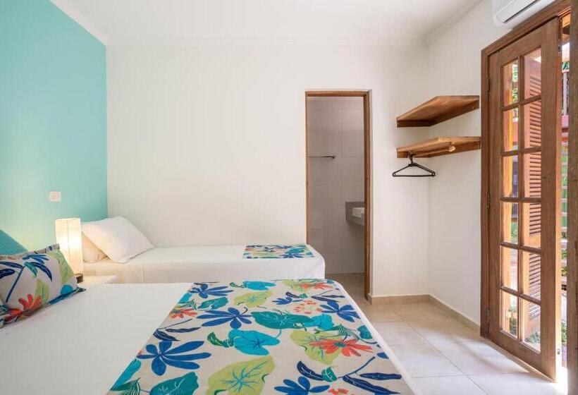 トリプルクラシックルーム, Pousada Casalinda Camburi