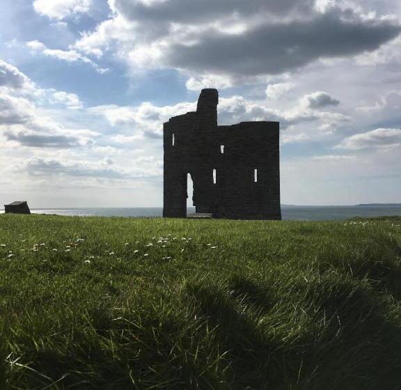 غرفة قياسية, The Astor