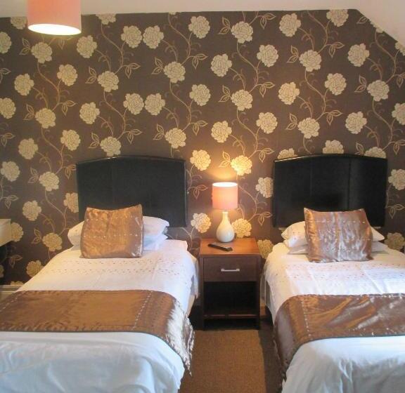 غرفة قياسية, The Astor